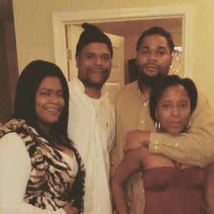 Meet your Posher, Derrick